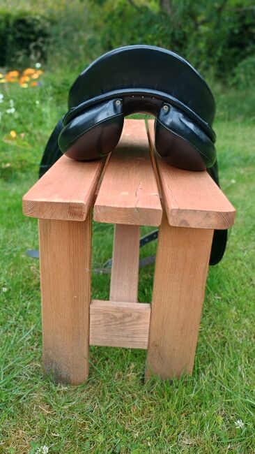Röösli Classic Rigi Monoblatt Dressursattel 17", Röösli Classic Rigi, C. Ritzmann , Dressage Saddle, Varel, Image 3