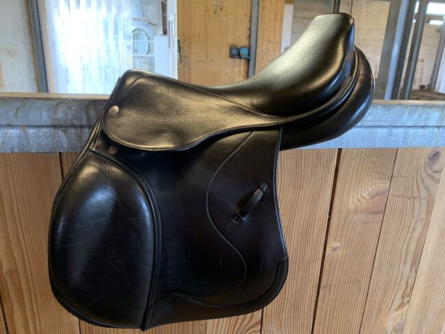 Röösli Springsattel, Röösli AG, Federica, Jumping Saddle, Zürich