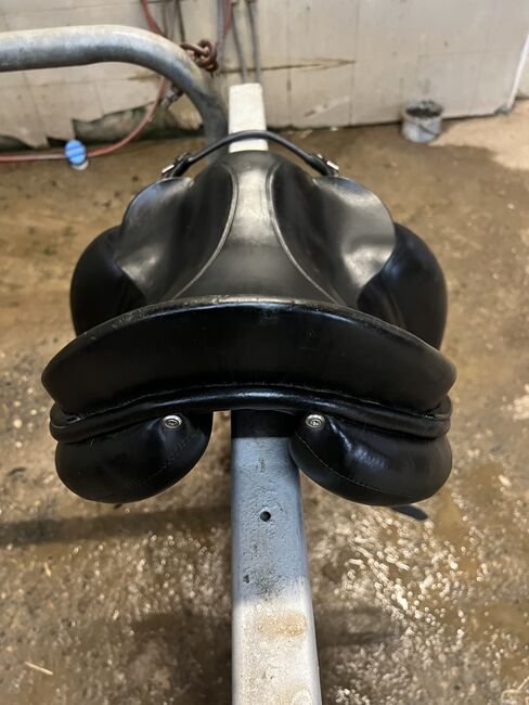 Röösli sattelbau dressursattel, Röösli sattelbau, Vanessa , Dressursattel, Wassertrüdingen, Abbildung 4