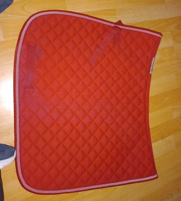 Rote Schabracke von horze, Anna, Dressage Pads, Recklinghausen 