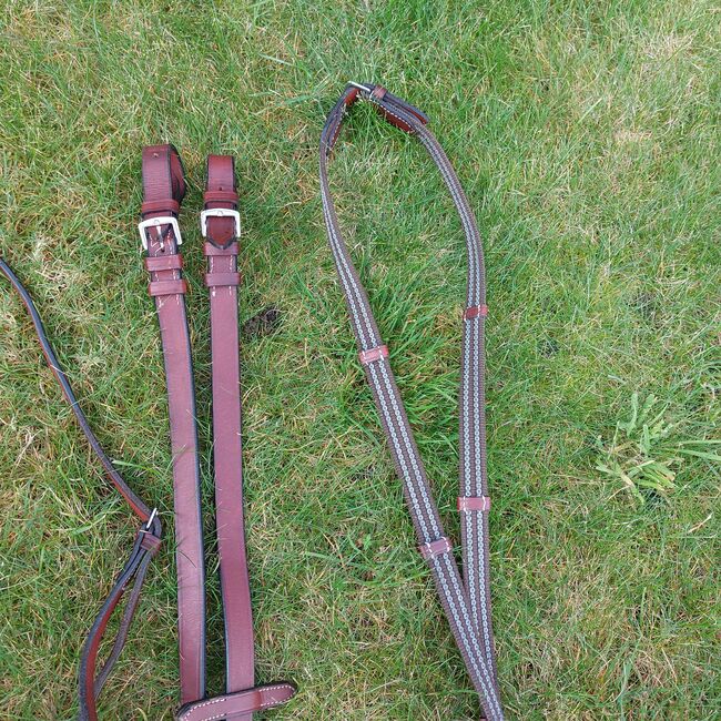 Rotbraune Trense + Zügel weiße Ziernähte Größe COB, Nicole , Bridles & Headstalls, Norderstedt, Image 4