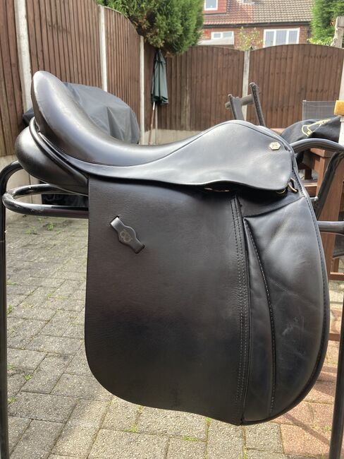 Ryder black 17” saddle, Ryder, Allison, Other Saddle, Warrington , Image 4