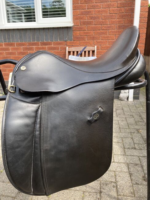 Ryder black 17” saddle, Ryder, Allison, Pozostałe siodła, Warrington , Image 2