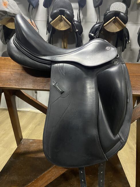 Rarely Used Prestige Dressage Saddle, Prestige X-Optimax K, Sarah I., Siodła ujeżdżeniowe, Hunsel