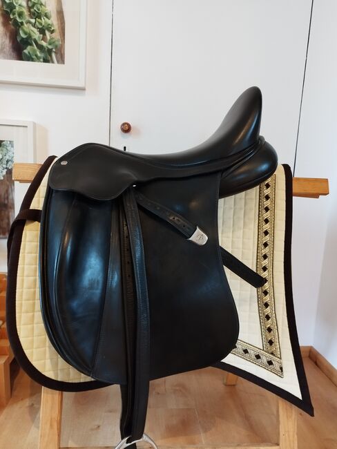 Sattel, Dressursattel von Bates, Bates, Heidi Duerager , Dressage Saddle, Braunau Neustadt