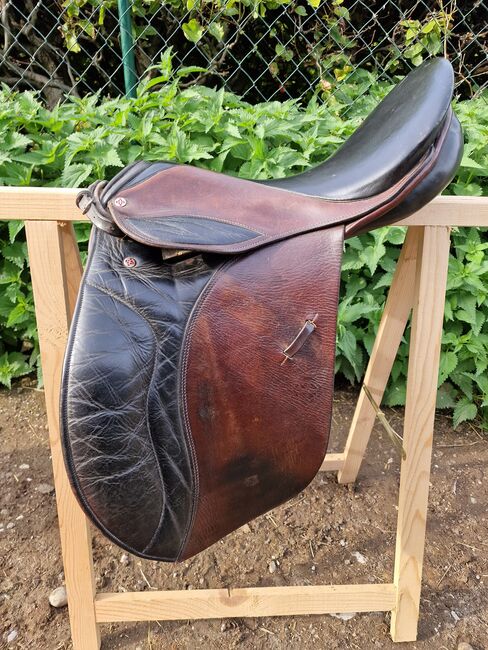 Sattel, Dressursattel, Ledersattel, Lemetex Vision , Katharina Neumaier, Dressage Saddle, München