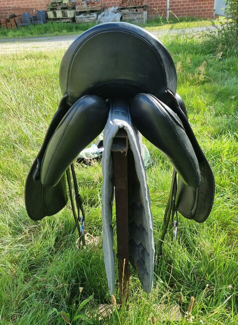 Sattel * Dressursattel * Sommer * Ibero Dressage, Sommer Ibero Dressage, Nicole Bussmann , Dressage Saddle, Greven, Image 5