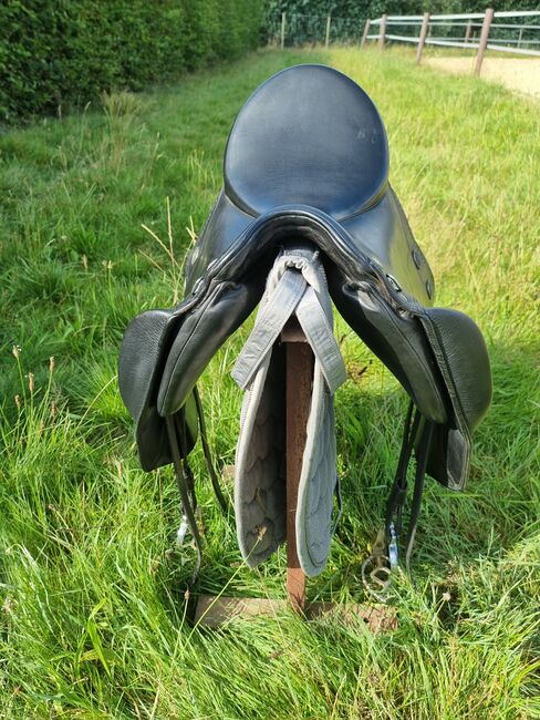 Sattel * Dressursattel * Sommer * Ibero Dressage, Sommer Ibero Dressage, Nicole Bussmann , Dressage Saddle, Greven, Image 4