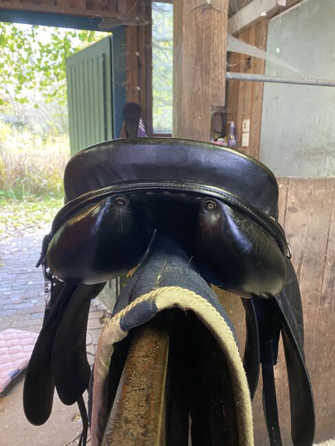 Sattel der Marke Farrington, Farrington‘s Customer , Finja, Dressage Saddle, Lotte, Image 5