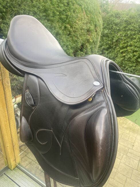 Saddle / Girth, Nero Rio Mono Jump 17” m/w, Emily Northcott, Jumping Saddle, Torquay , Image 3