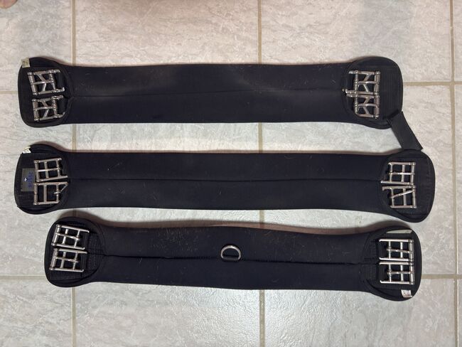 Sattelgurte in verschiedenen Größen, Busse, Sophia, Girths & Cinches, Eisenberg (Pfalz)