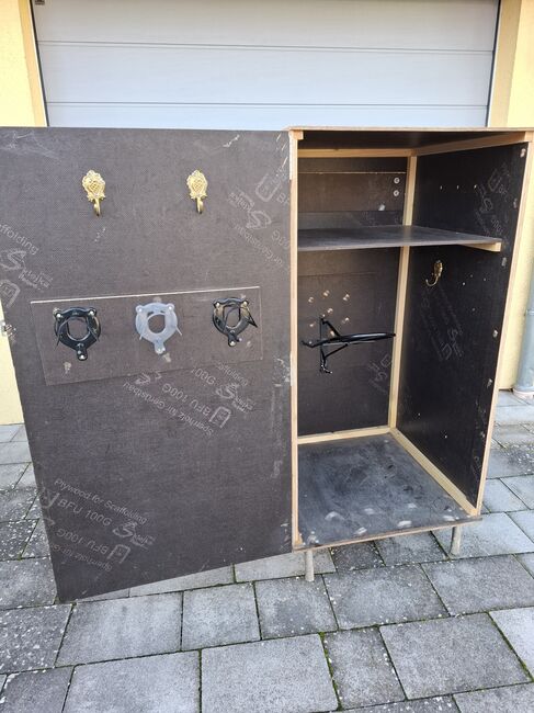 Sattelschrank, Diana Bock , Tack Locker, Monheim, Image 3