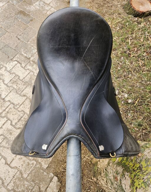 Sattel Massimo Dressur II - 17,5" - KW 34 - französische Kissen, Massimo Dressur II französische Kissen, Julia, Dressage Saddle, Göppingen, Image 6