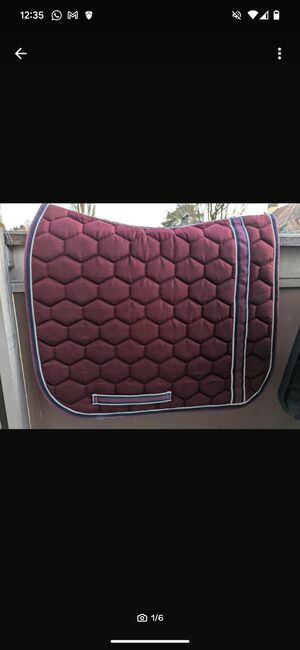 Schabracke Bordeauxrot, Equitheme, Beatrice , Dressage Pads, Basel 