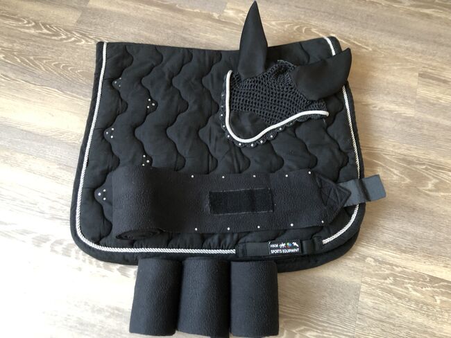 Schabracken Set, Schneepferd/ HKM, Hannah, Dressage Pads, Dinslaken