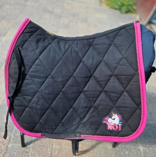 Schabracke VS schwarz/pink von BR - Einhorn, BR, Katja, Dressage Pads, Halle (Saale)