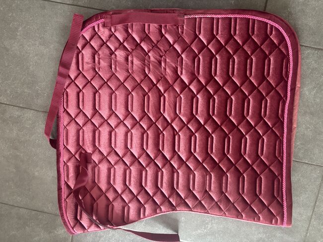 Schabracke samt Bordeaux, Equestian Society , Manuela Baur , Dressage Pads, Herdecke , Image 3