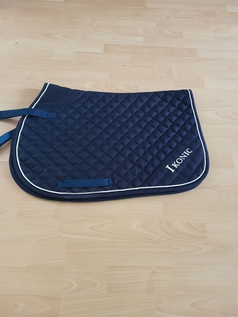 schabracken von verschiedenen Herstellern, Horse-Friends und loesdau , Melanie , Dressage Pads, Hollenstedt , Image 2