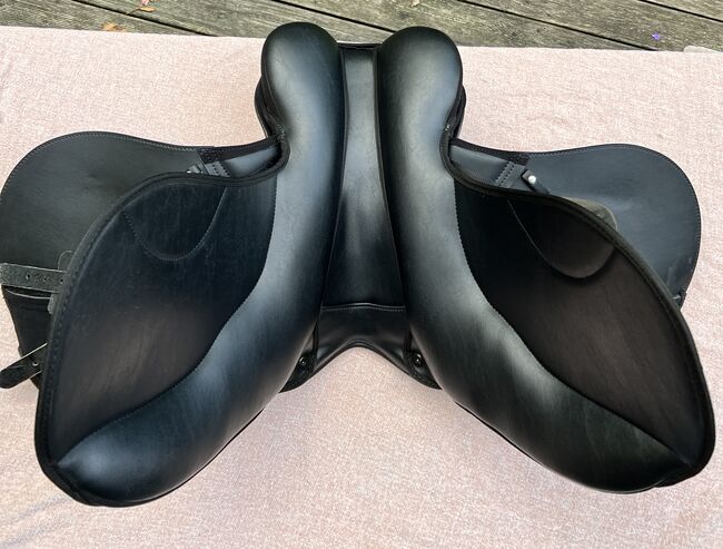 Sattel Thorowgood T4 in schwarz, Thorowgood  T4, Anna Lena, All Purpose Saddle, Lienen, Image 2