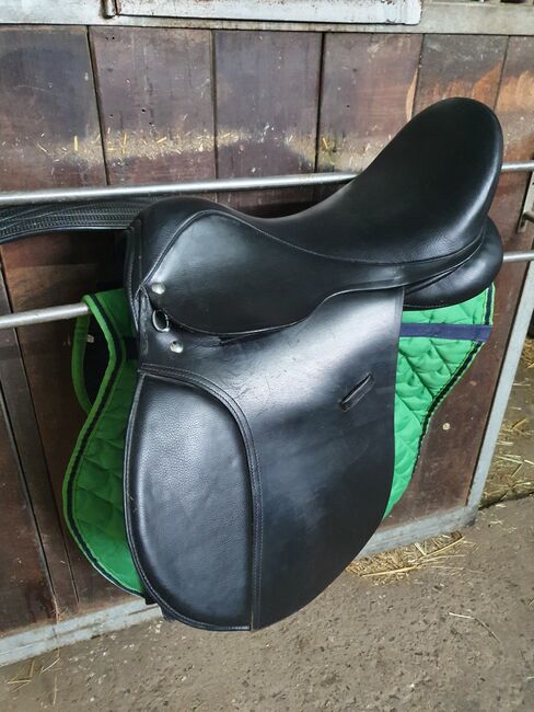 Sattel VS Loesdau Dublin 17,5, Loesdau Dublin, Weidlich, All Purpose Saddle, Troisdorf 