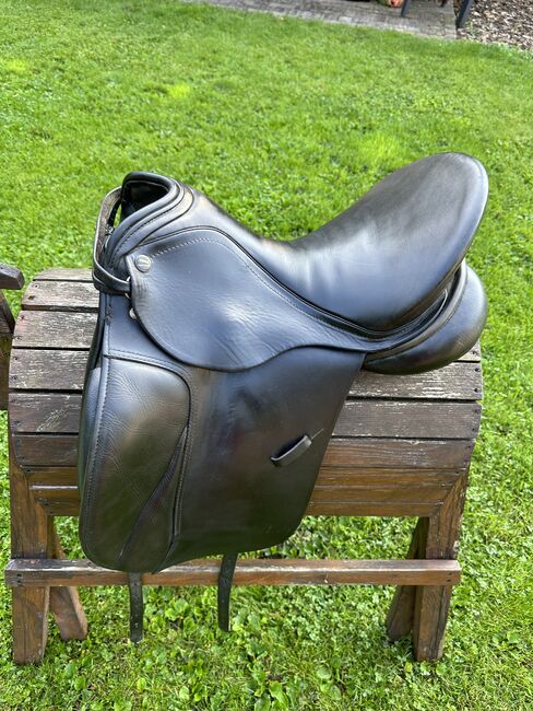 Sattel Avantgarde schwarz 16“ in gepflegtem Zustand, Avantgarde , Verena, Dressage Saddle, Oberhausen, Image 8