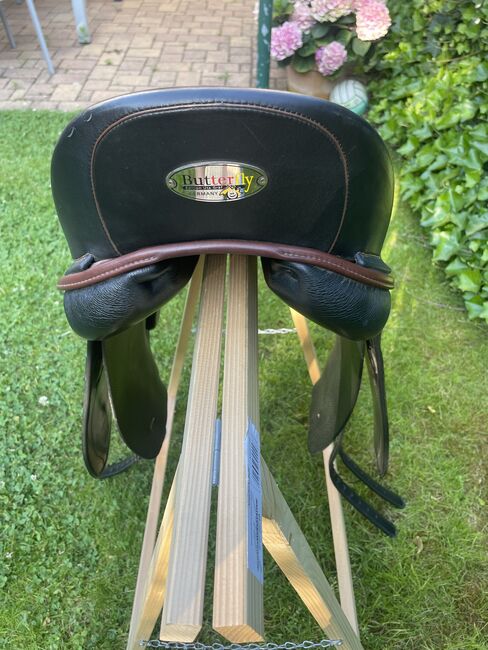 Sattel Butterfly Uta Gräf 18 Zoll, Butterfly  Uta Gräf , Wiebke , Dressage Saddle, Berlin , Image 3