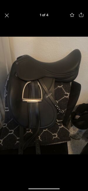 Sattel Dressur Cheval de Luxe Strass 17,5 Zoll, Cheval de Luxe Sydney, Sabrina , Dressage Saddle, Herne