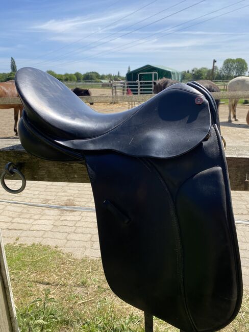 Sattel Dressur Euroriding Diamant, Euroriding Diamant, Anouk, Dressage Saddle, Bad Oldesloe, Image 13