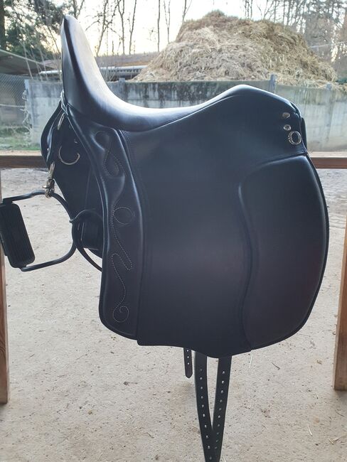 Reitsattel, A&M Reitsport Wanderreitsattel, Vienne, Baroque Saddle, Nürtingen