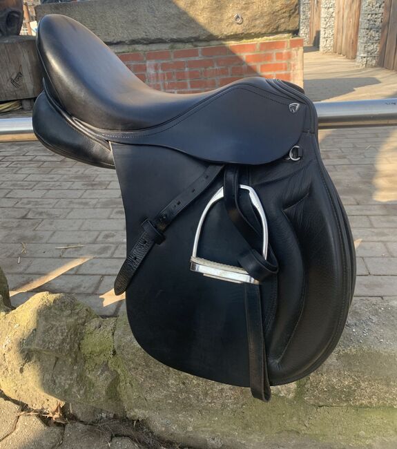 Sattel fast neu VS, 18.5 Zoll, Horka, Picasso, Pauline Ehrke, All Purpose Saddle, Dresden, Image 2