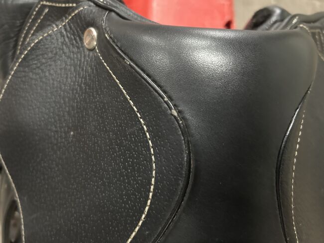 Sattel VS schwarz mit Steigbügel, -riemen und Sattelgurt, Fouganza, bonny, All Purpose Saddle, Korswandt, Image 3
