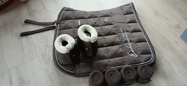 Schabracke + Bandagen + Glocken, Eskadron Classic sports , Conni , Other, Jesteburg