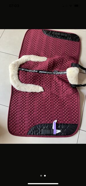 Schabracke Dressur mit Lammfell, Heike Dudek, Dressage Pads, Ingelheim 