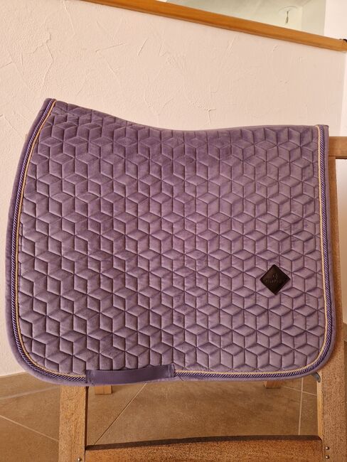 Schabracke lavendel, Kentucky , Nina Eigenmann, Dressage Pads, Schweizersholz