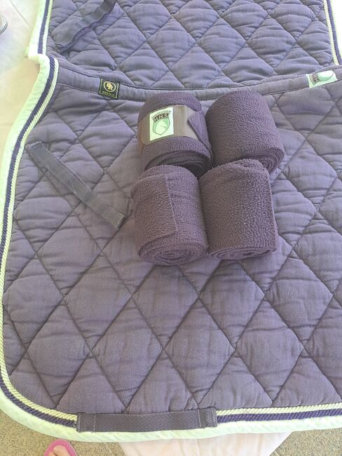 Schabracke Marke BR mit Bandagen, BR BR Schabracke mit passenden Bandagen, Chris, Dressage Pads, Knittlingen