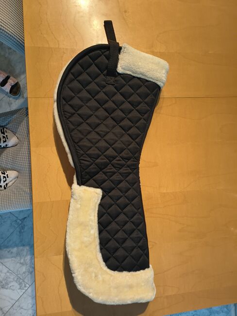 Sattelkissen/Sattelpad mit Webpelz von Marenco, neu-nie gebraucht, Marenco, Mirjam, Other Pads, Baden-Dättwil AG, Image 6