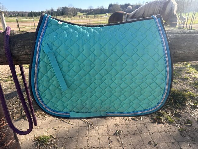 Schabracke und Fliegenhaube, USG, Lara , Dressage Pads, Hungen