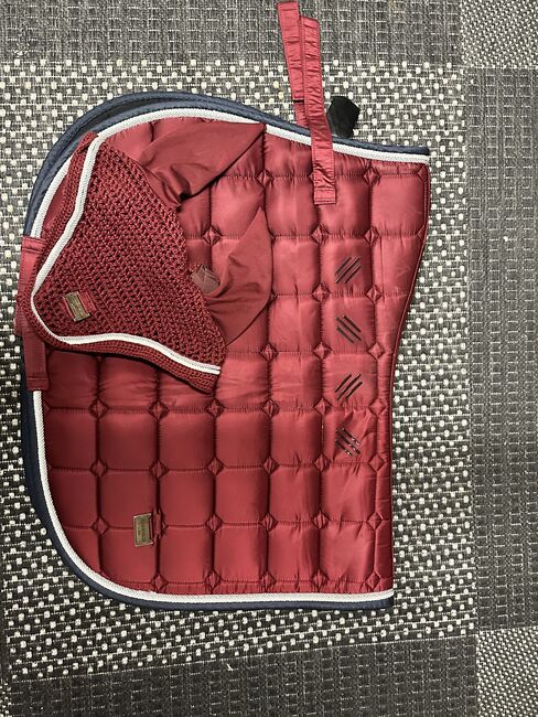 Schabracke mit Fliegenhaube, Felix Bühler , Emily Reichart, Dressage Pads, Holzhausen An Der Haide