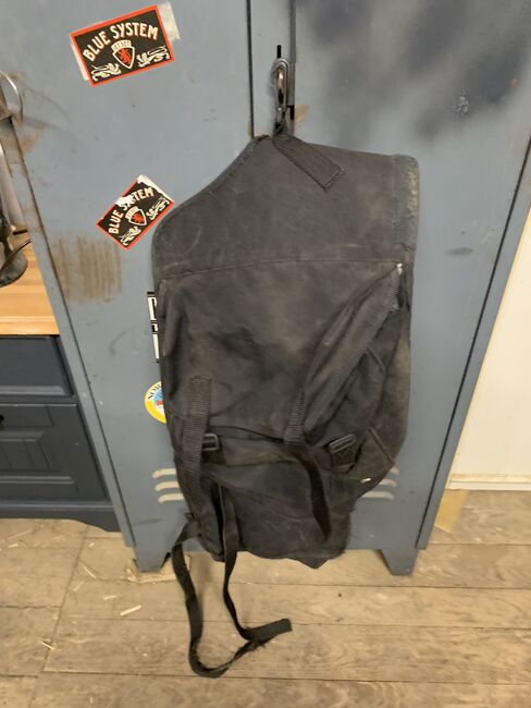 Satteltasche abzugeben für hinten am Sattel, Barbara Schlor, Saddle Accessories, Rohrdorf