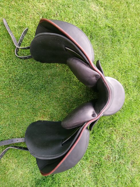 Verkaufe Erreplus Dressursattel, Erreplus, Klement, Dressage Saddle, Wien, Image 3