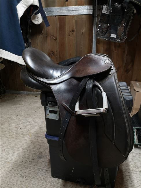 Seltener englischer Sattel,  Cliff Barnsby, Monika, Dressage Saddle, Wien