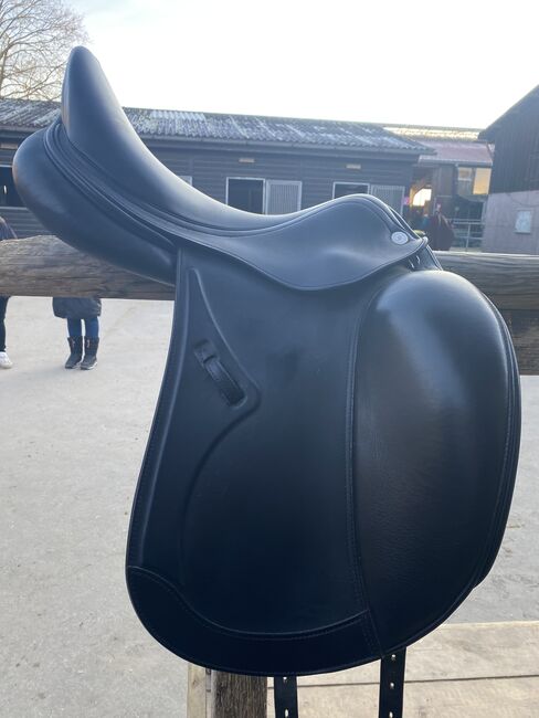 Sattel Prestige Venus Style 2D Nero 17 Zoll, Prestige Prestige Venus Style 2D Nero 17 Zoll, Miriam, Dressage Saddle, Bietigheim-Bietigheim, Image 2