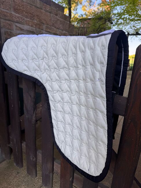 Satteldecke, Natascha Bauer, Andere Pads, Grasbrunn, Abbildung 3