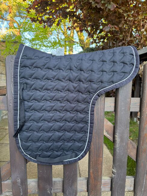 Satteldecke, Natascha Bauer, Andere Pads, Grasbrunn