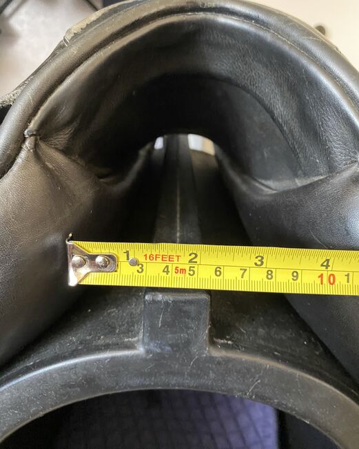 Sattlerei Hennig black dressage saddle 17.5 medium, Sattlerei Hennig, Kim, Dressage Saddle, Chelmsford, Image 11