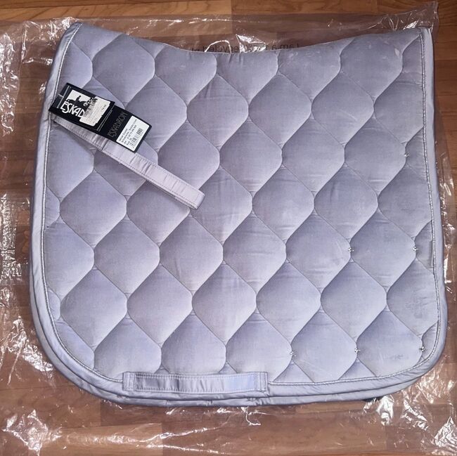 Schabracke Eskadron Neu Velvet Flieder Crystal WB, Eskadron, Patricia Ebert, Schabracken, Lauterbach