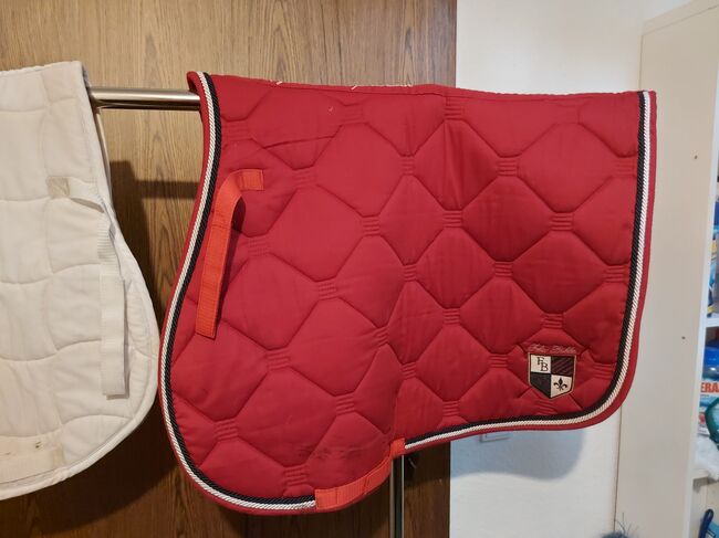 Schabracke rot, Felix Bühler /Krämer, CHRISTINE GENSLER , Dressage Pads, OBERZISSEN 