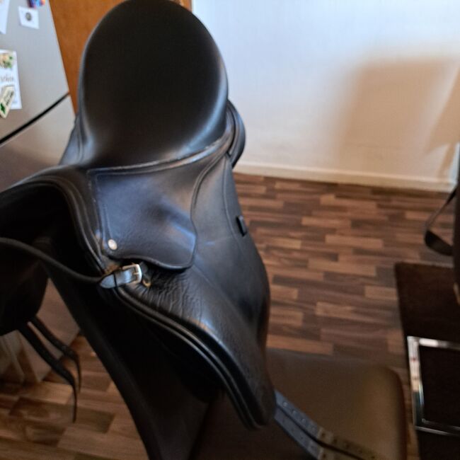 Schleese Bubi 17,5 Zoll, Schleese  Bubi, Tanja Sänger , Dressage Saddle, Hüttenberg , Image 5