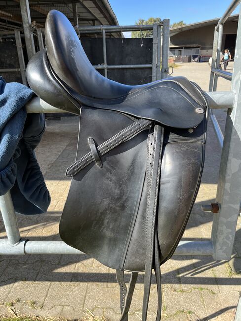 Schockemöhle Dressursattel 17,5 Kw M, Schockemöhle , Nadine Köhler, Dressage Saddle, Köln, Image 7