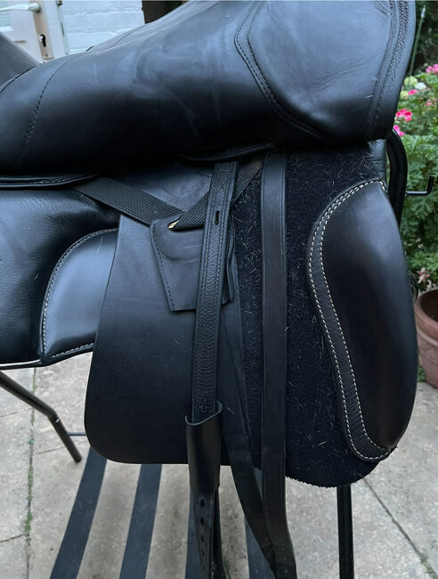 Schöner Dressursattel vom Typ Minos, Sommer Minos, Vera Lagerweij, Dressage Saddle, Herzogenrath, Image 5